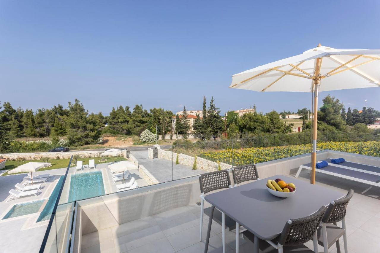 Anna Mare Luxury Apartments Afytos Buitenkant foto
