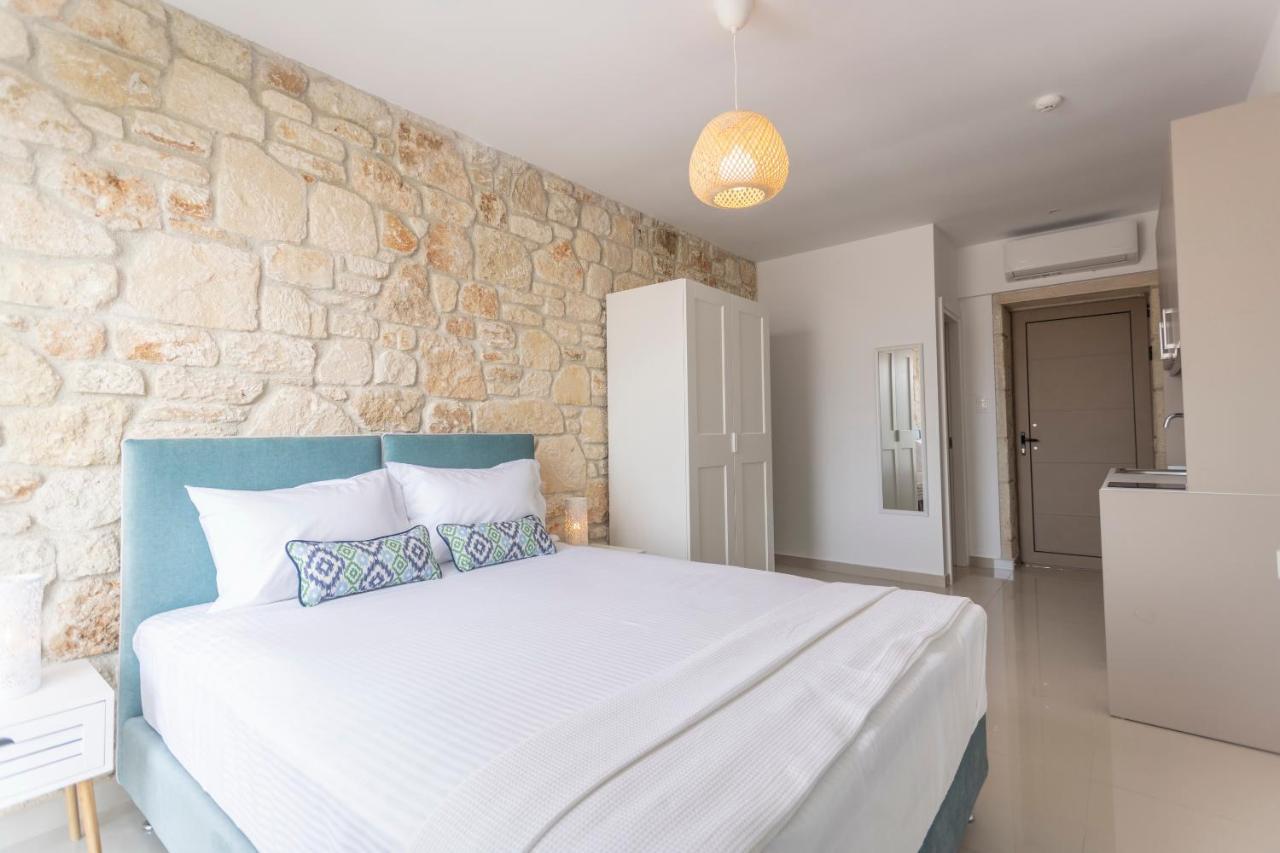 Anna Mare Luxury Apartments Afytos Buitenkant foto