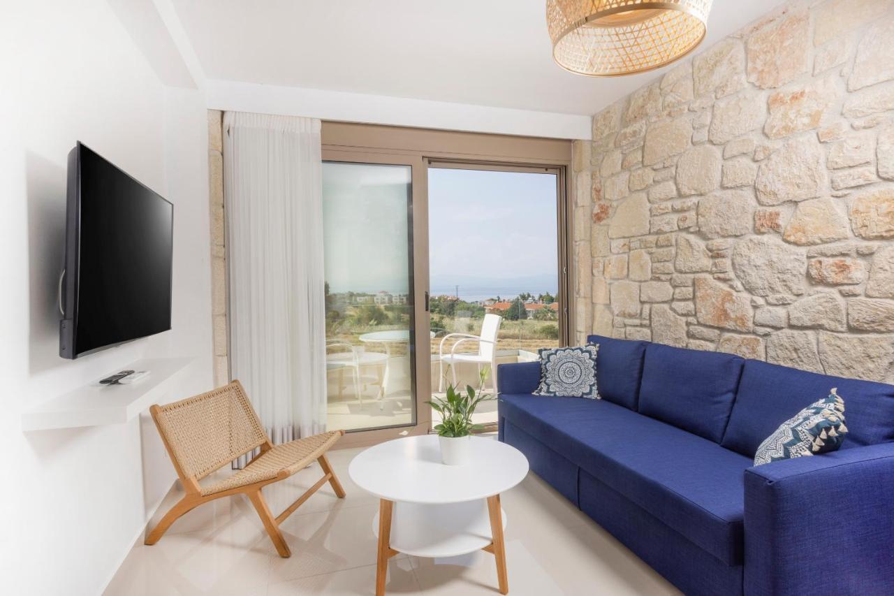 Anna Mare Luxury Apartments Afytos Buitenkant foto