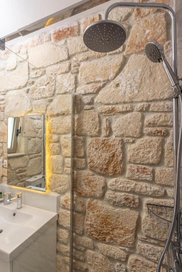 Anna Mare Luxury Apartments Afytos Buitenkant foto