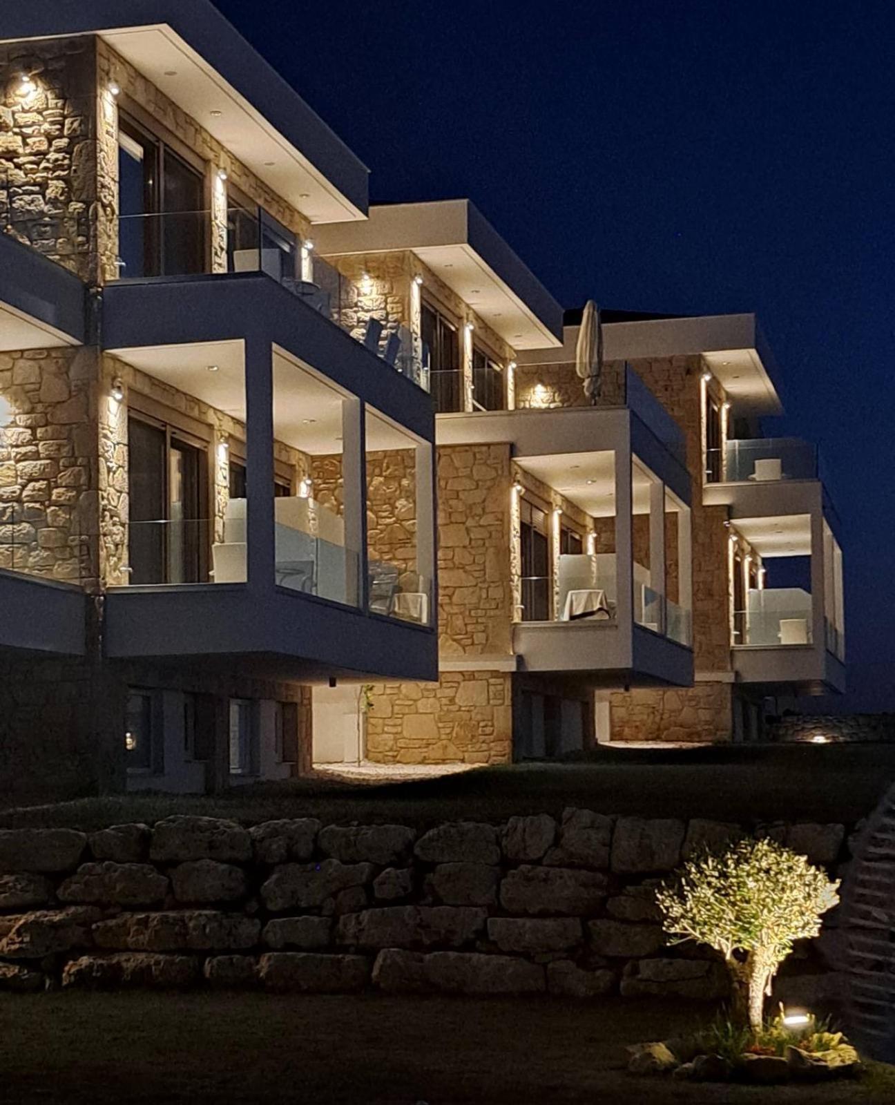 Anna Mare Luxury Apartments Afytos Buitenkant foto
