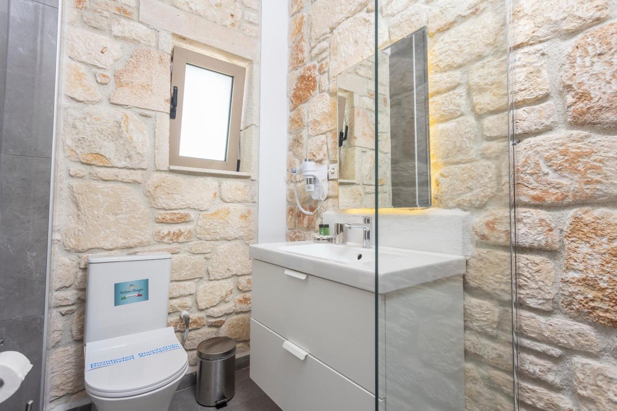 Anna Mare Luxury Apartments Afytos Buitenkant foto