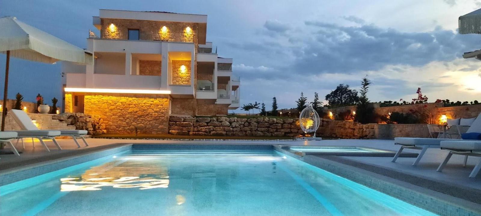 Anna Mare Luxury Apartments Afytos Buitenkant foto